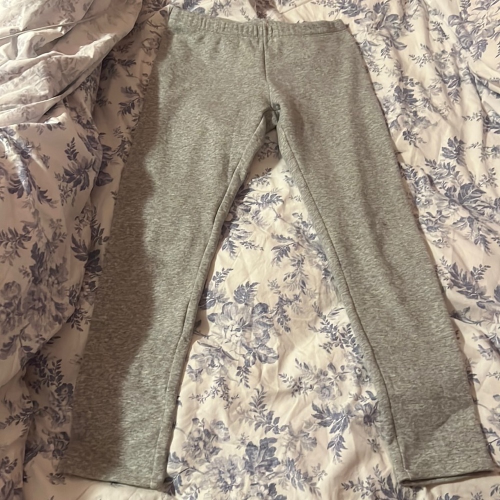 Winter leggings. Also never been worn